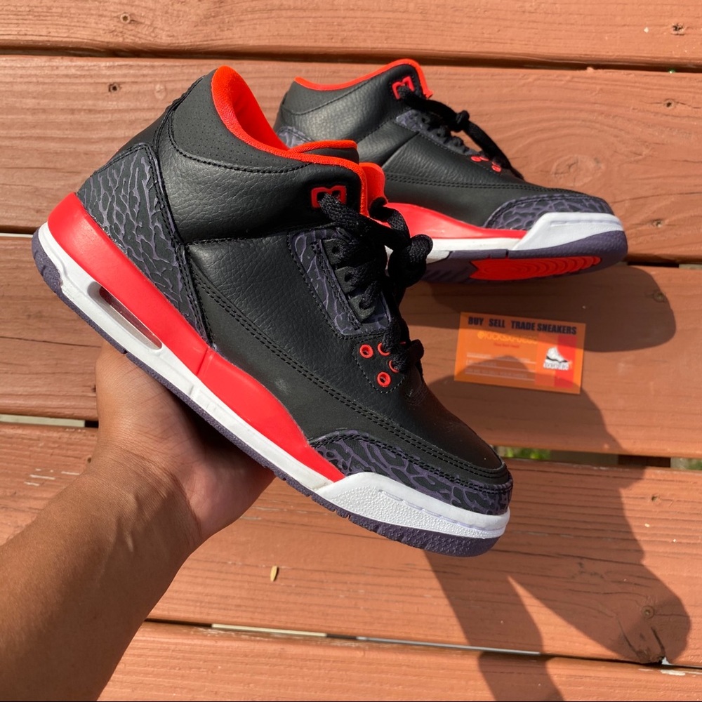 Jordan 3 Retro Crimson